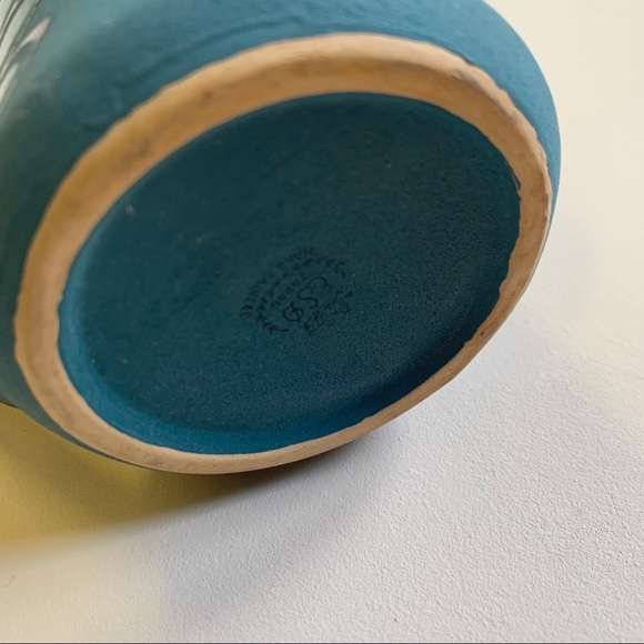 Art Studio Vintage Inspired Mug - Picture 5 of 8